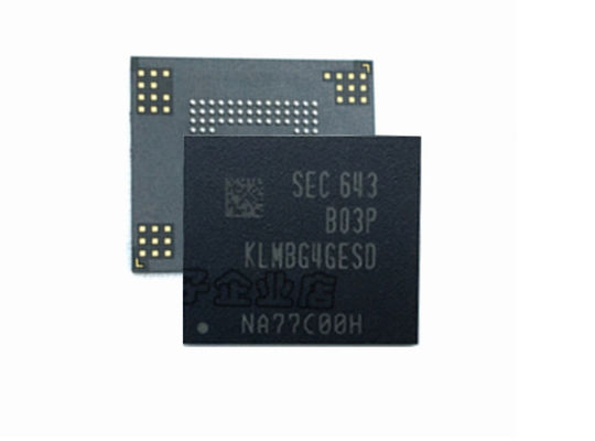 China Chip de memoria móvil de KLMBG4GESD-B03P EMMC, almacenamiento de destello 1,8/3.3v de 32gb Emmc 5,0 fábrica